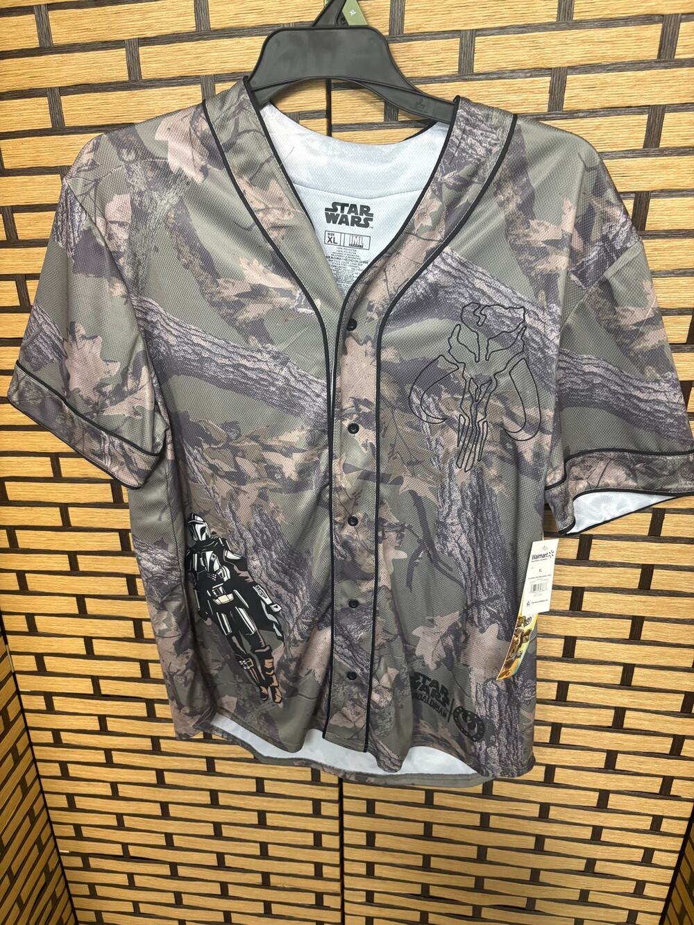 Star Wars Green Jersey Size XL‎